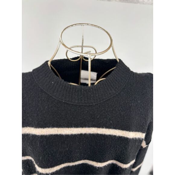 Aerie unreal black stripe sweater women’s size XS - Picture 7 of 10